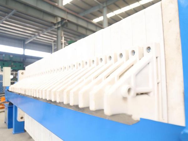 automatic-pressure-maintaining-chamber-filter-press-03